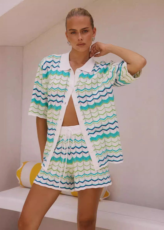 Color-blocking striped knitted short sleeves and shorts