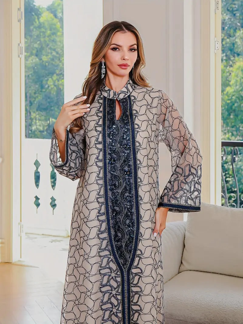 Elegant long-sleeved embroidered abaya