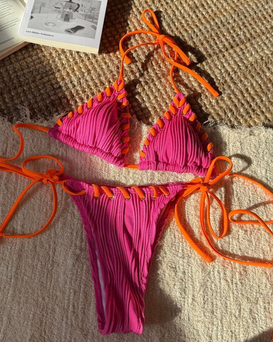 Fresh and sweet two-piece swimsuit bikini