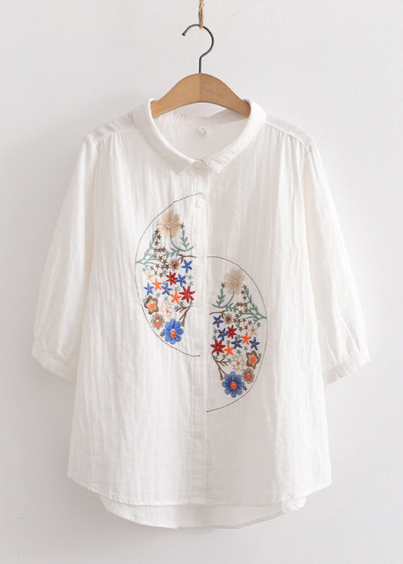 Embroidered loose and slimming shirt