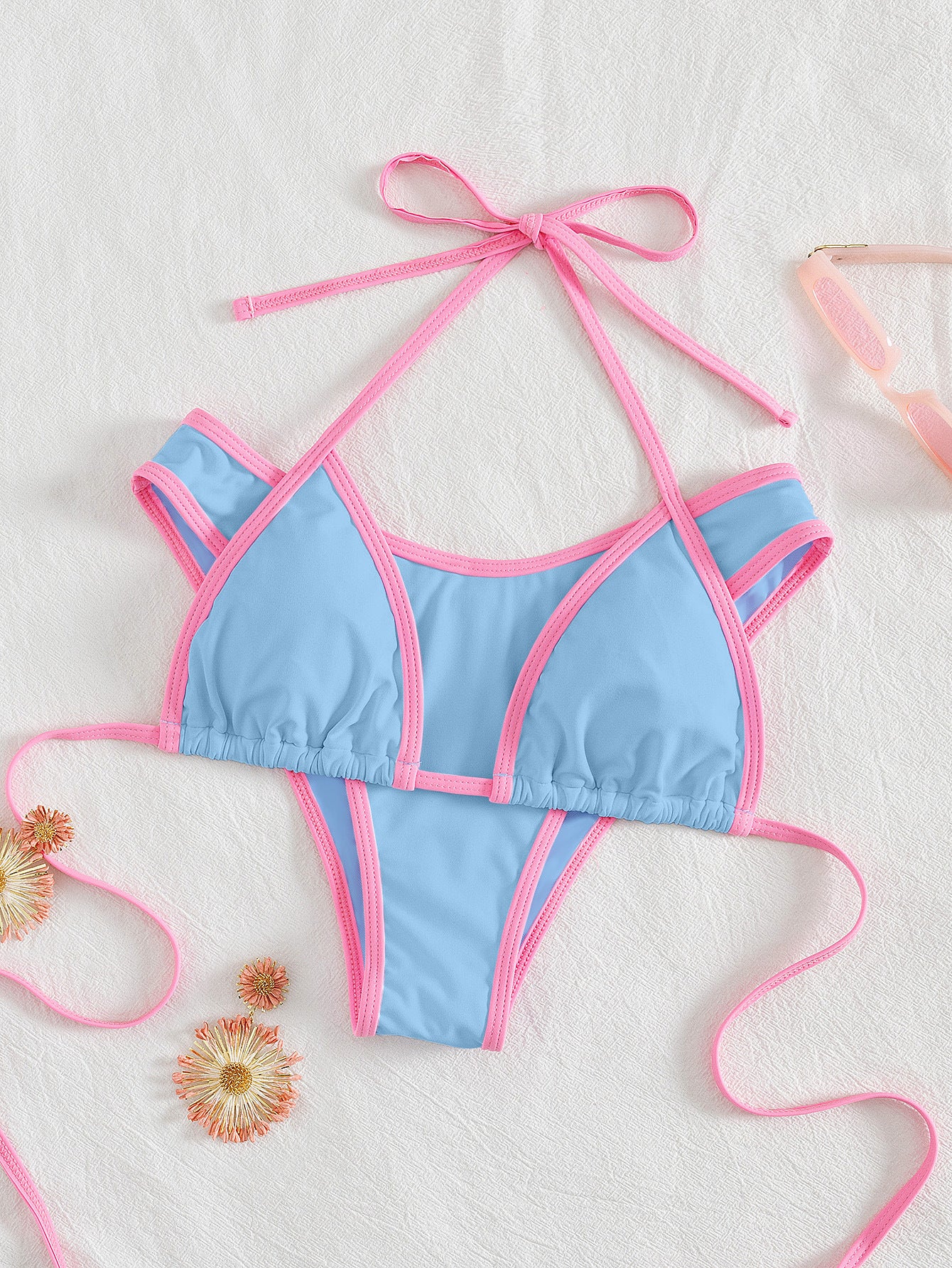 Two-tone off-the-neck bikini