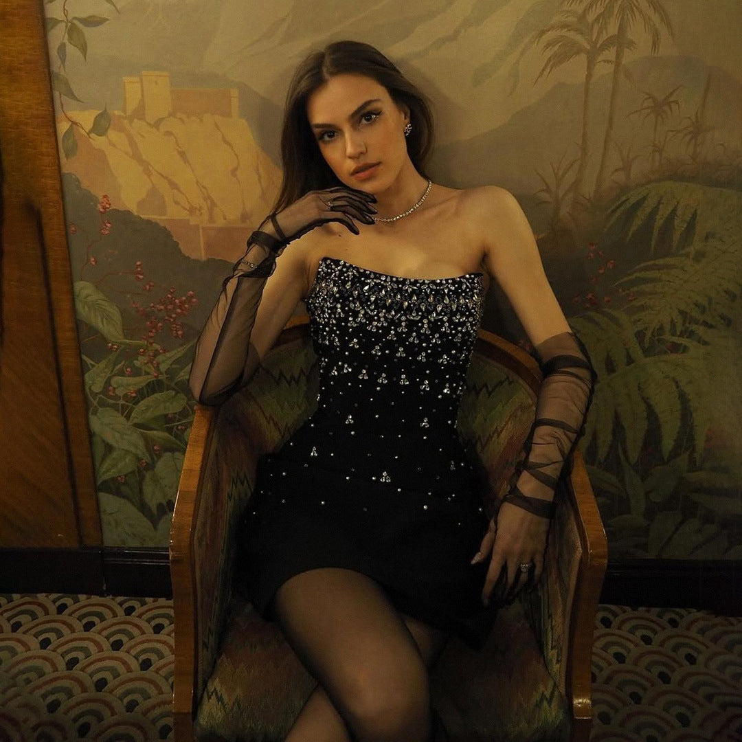 The rhine embellishment elegant and slimming evening dress