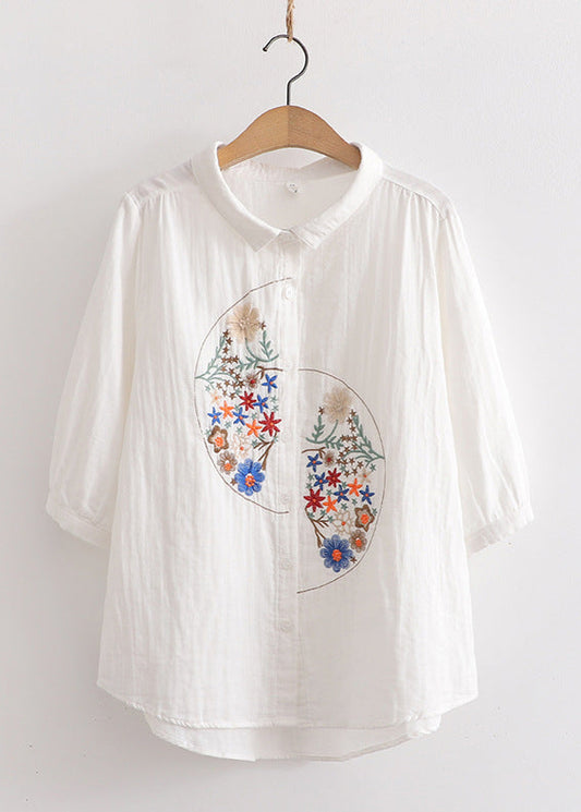 Embroidered loose and slimming shirt