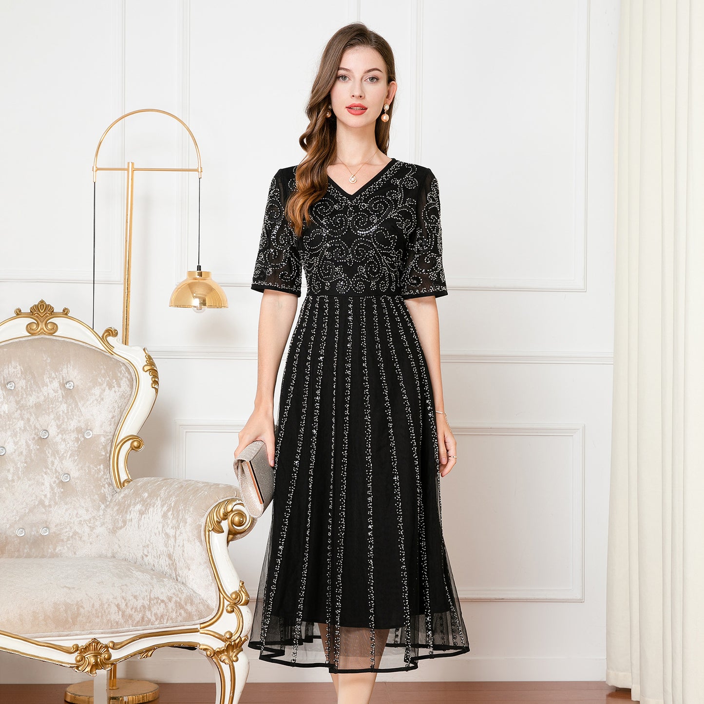 A short-sleeved wedding dress