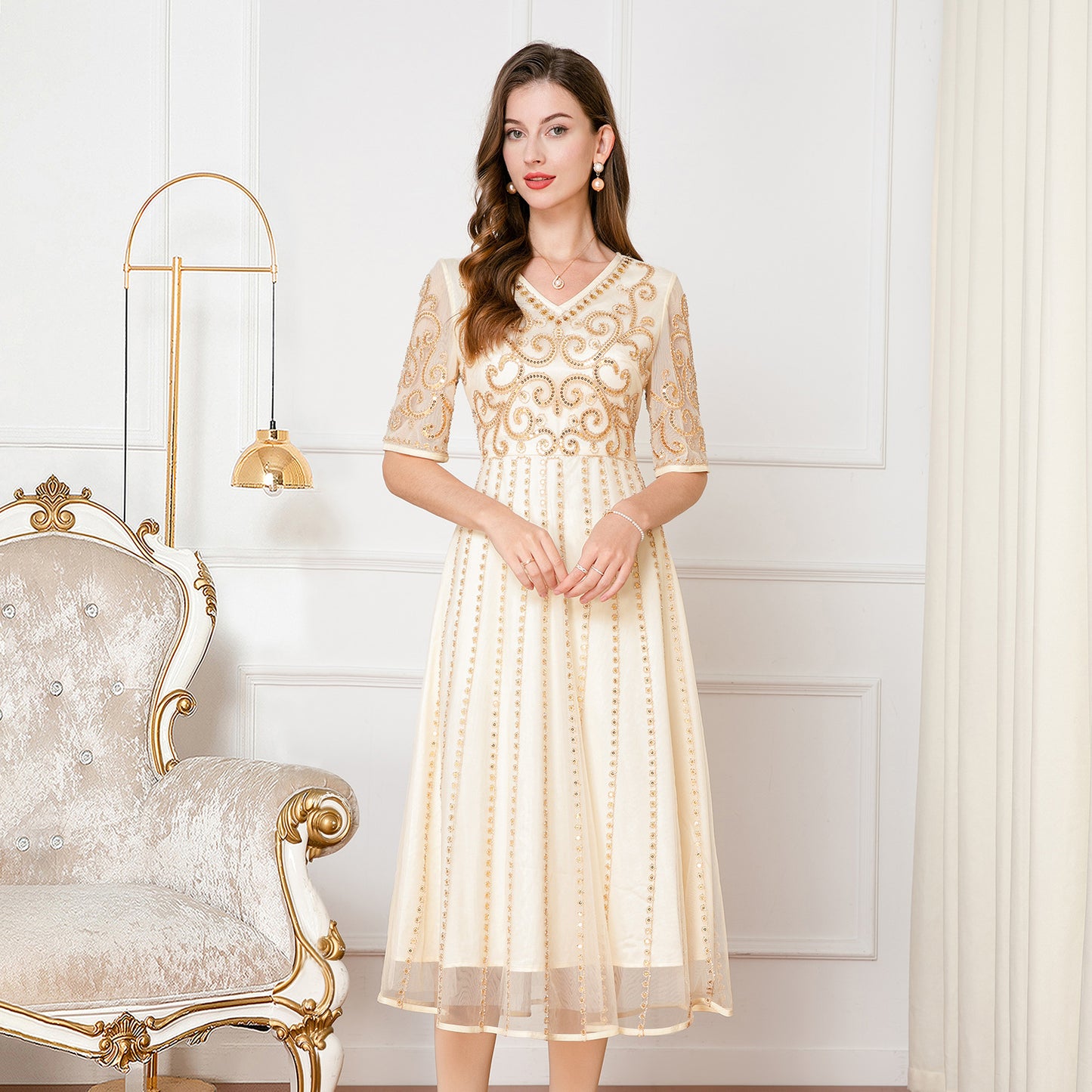 A short-sleeved wedding dress